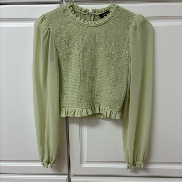 Truth By Republic Tops - 😁Elegant Light Green Ruffle Blouse